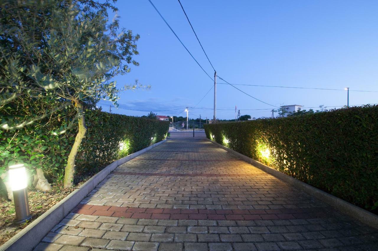 Holiday Home Antonio Dracevac Ninski Exterior foto